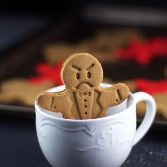 Gingerbread Men Cookies {GF, Vegan} - Recipe photo by Audrey @ Unconventional Baker