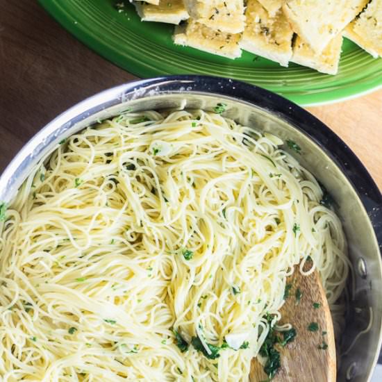 Spaghettini with Garlic & Olive Oil - Recipe photo by catzinthekitchen