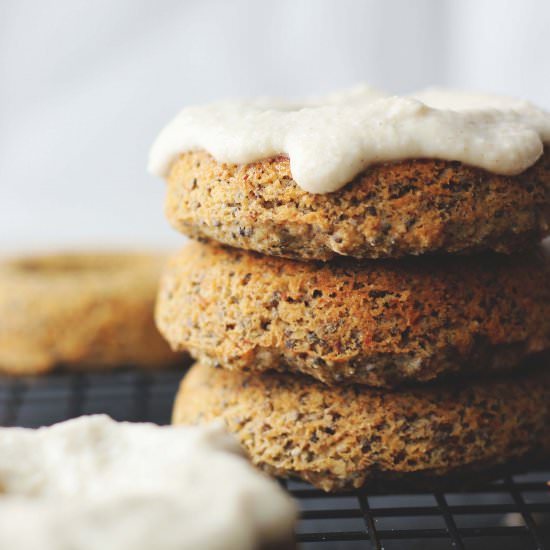 Vegan Chia and Quinoa Doughnuts - Recipe photo by theyoopergirl