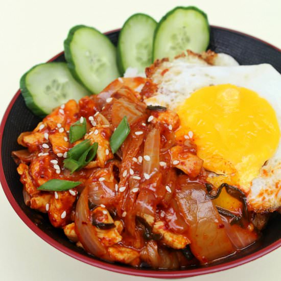 Kimchi Chicken Stir-Fry - Recipe photo by featsoffeasts