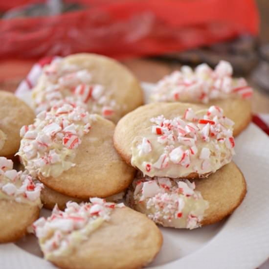 Peppermint Eggnog Cookies - Recipe photo by NibblesNFeasts