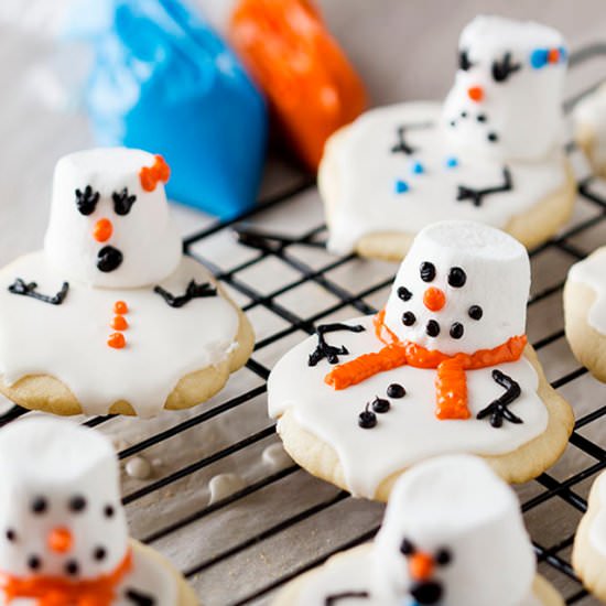 Melted Snowman Sugar Cookies - Recipe photo by sogoodblog