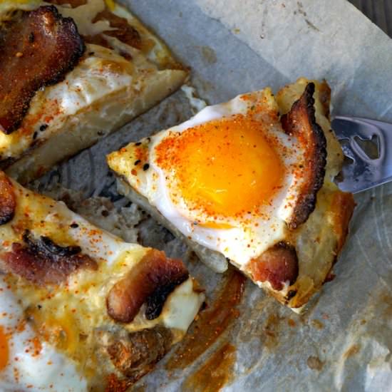 Breakfast Bacon & Eggs Potato Pizza - Recipe photo by cookingontheweekends