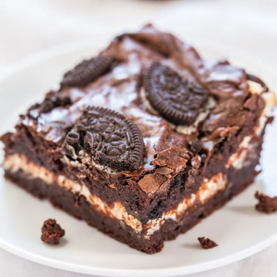 Oreo Cream Cheese Brownies - Recipe photo by Averie