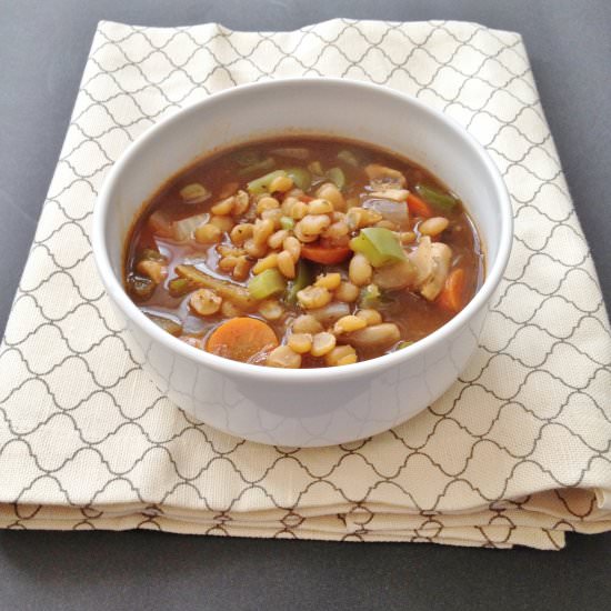 Vegan Cuban Spiced Lentil Soup - Recipe photo by fittingintovegan