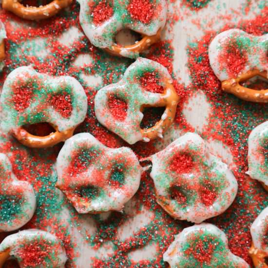 White Chocolate Christmas Pretzels - Recipe photo by lovehappyhour
