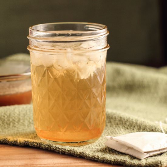 Pomegranate Green Tea Simple Syrup - Recipe photo by Wee Little Vegans