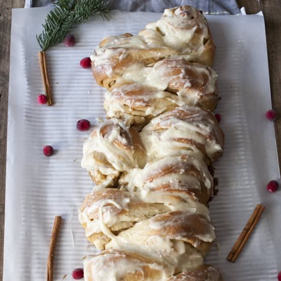 Gooey Cinnamon Rolls - Recipe photo by Amanda L
