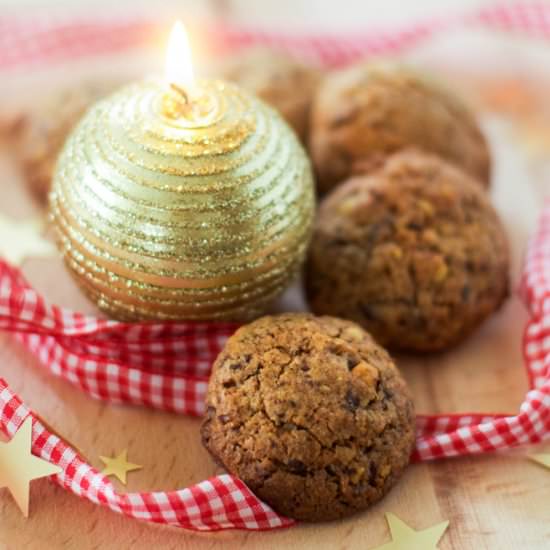 Christmas cookies with walnuts - Recipe photo by Flobonneschoses