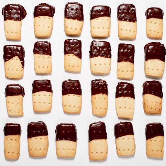 Chocolate Dipped Shortbread - Recipe photo by fforfood