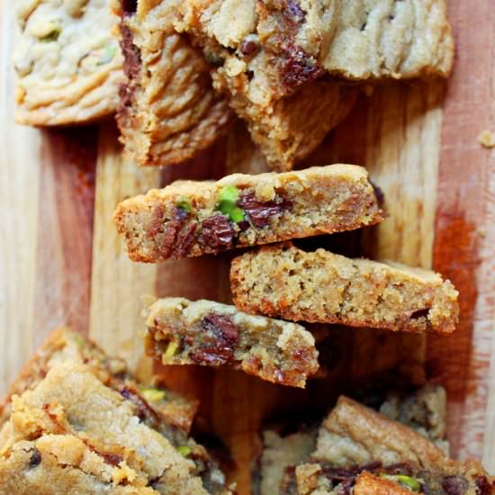 Salted Pistachio Cookie Bars - Recipe photo by TheFreeSpirited