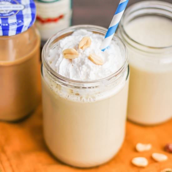 Healthy PB&J Smoothie - Recipe photo by dessertswithbenefits