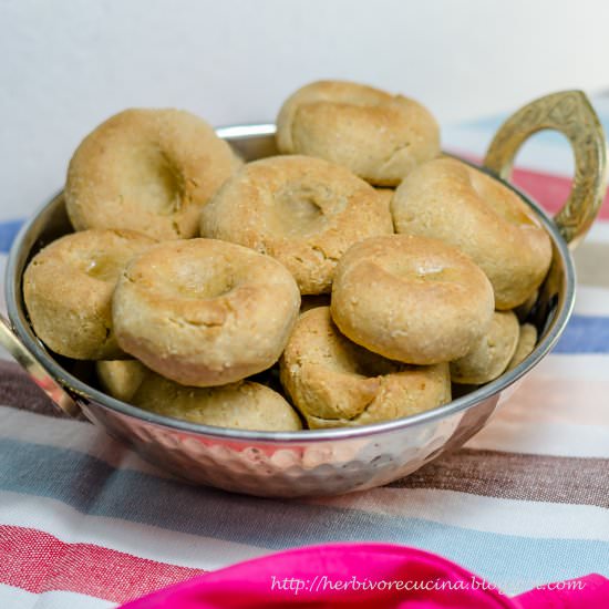 Rajasthani Baati - Recipe photo by Herbivore Cucina