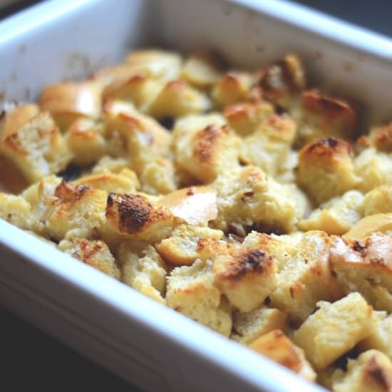 Bread pudding with bourbon sauce - Recipe photo by notacurry.com