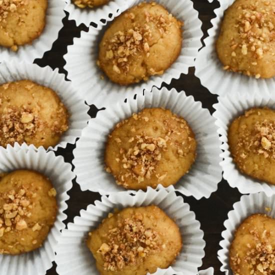 Greek Honey & Spice Cookies - Recipe photo by foxeslovelemons
