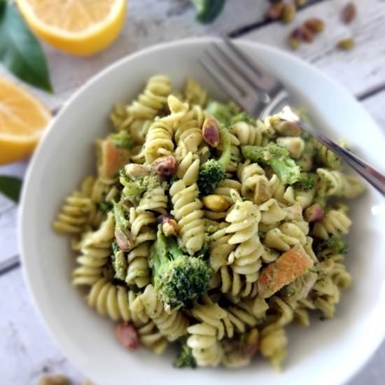 broccoli pistachio pesto - Recipe photo by PutOnYourCakePants