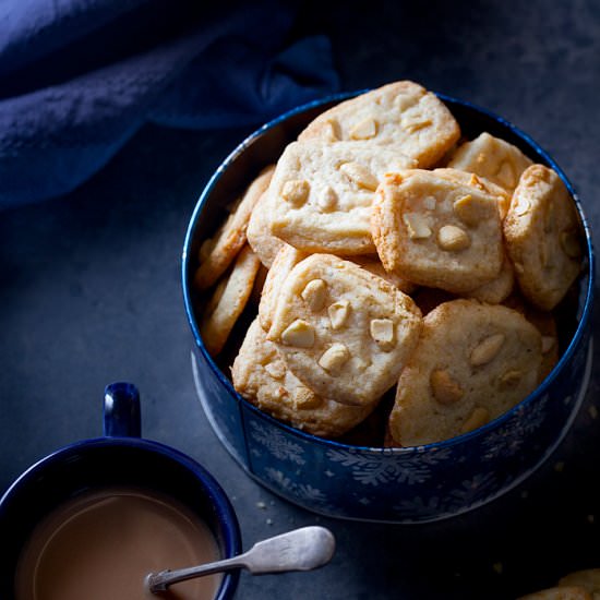 Cashew Cardamom Cookies - Recipe photo by sinfullyspicy
