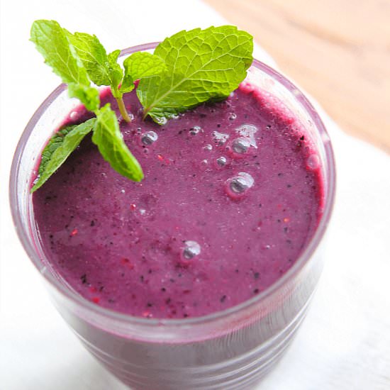 Skinny Berry Protein Smoothie - Recipe photo by Amy in the Kitchen