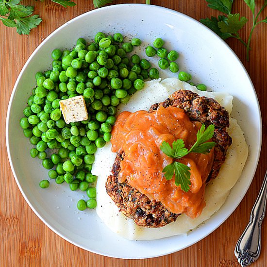 Mushroom Salisbury "Steak" - Recipe photo by TheVegLife