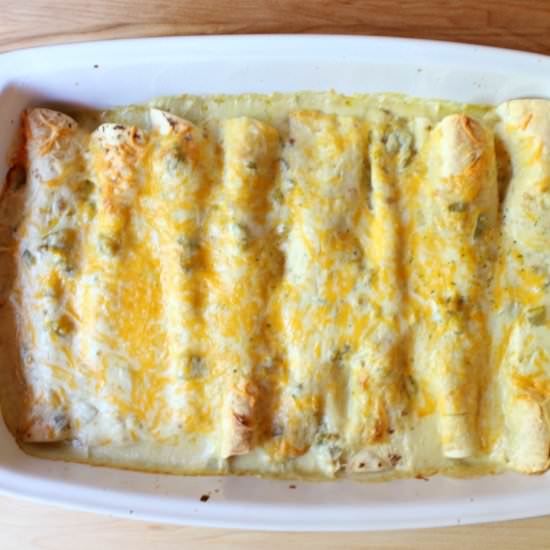 White Chicken Enchilada Recipe - Recipe photo by craftymorning
