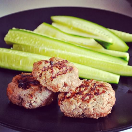 Beef Burgers with smoked paprika - Recipe photo by craftcooklove