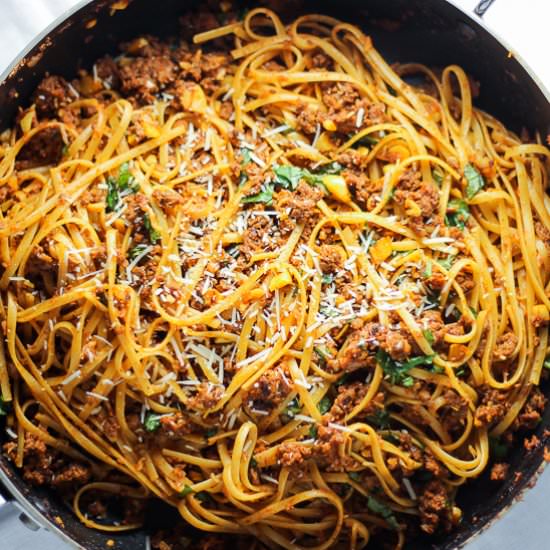 Rustic & Simple Beef Linguine Pasta - Recipe photo by Honest and Tasty