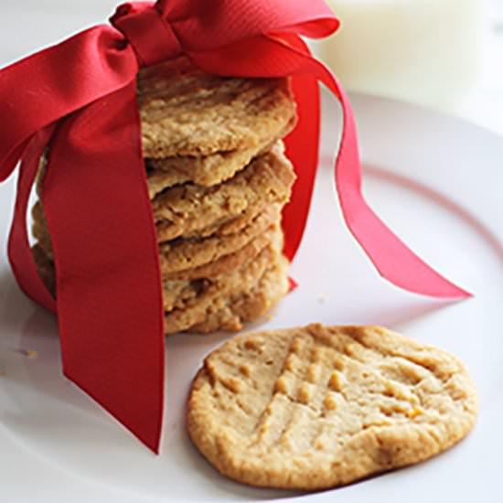 Peanut Butter Cookies - Recipe photo by cookingupcottage