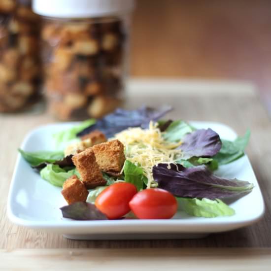 Homemade croutons from scratch - Recipe photo by OnlyFromScratch