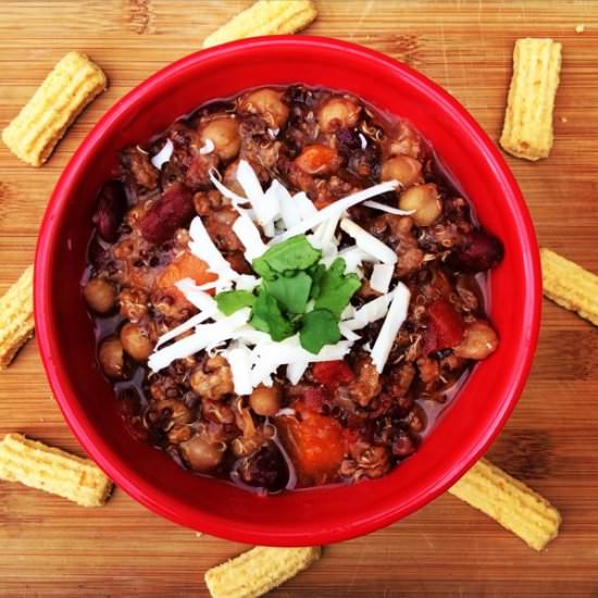 Turkey Quinoa Chili - Recipe photo by jollytomato