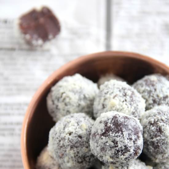 Vegan avocado truffles - Recipe photo by darka