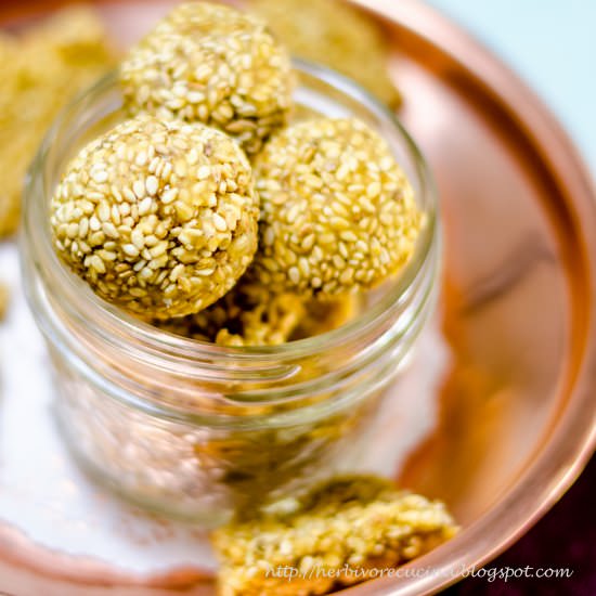 Til Ladoo | Sesame Brittle - Recipe photo by Herbivore Cucina