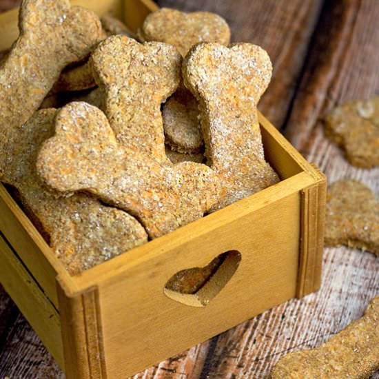 Cheeseburger Dog Biscuits - Recipe photo by The Midnight Baker