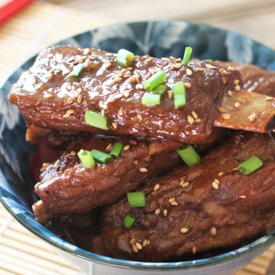 Sweet and Sour Spare Ribs - Recipe photo by thetastybite