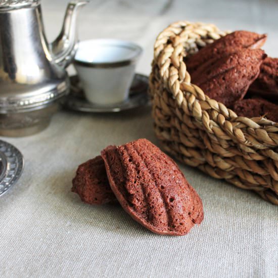 Chocolate and Spices Madeleines - Recipe photo by Natalia_cocina