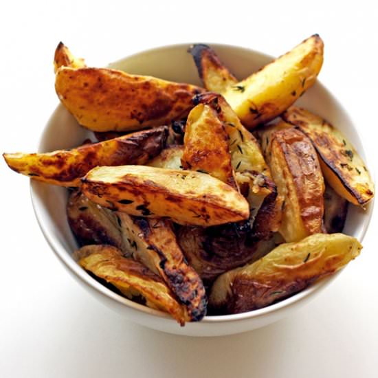 Lemon and Thyme Potato Wedges - Recipe photo by olivetreekitchen