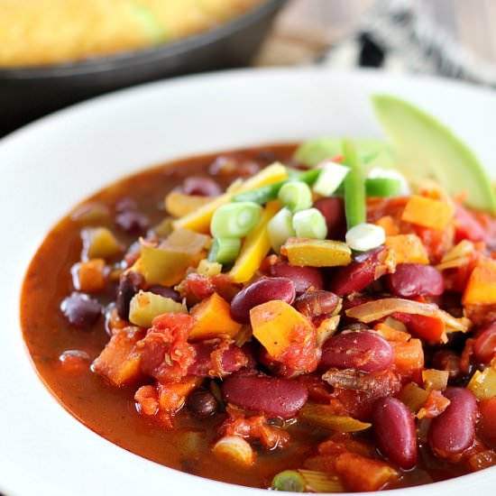Hearty Vegan Chili - Recipe photo by gooddinnermom