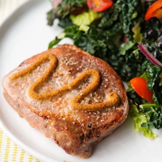Paleo Pork Chops - Recipe photo by garlicmysoul