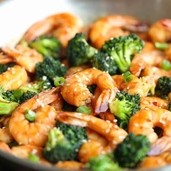Easy Shrimp and Broccoli Stir Fry - Recipe photo by damndelicious