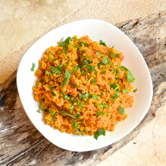 Mexican yellow rice with achiote - Recipe photo by oliveoilandlemons