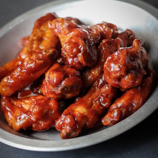 Crispy Barbecue Wings - Recipe photo by devimcdonald