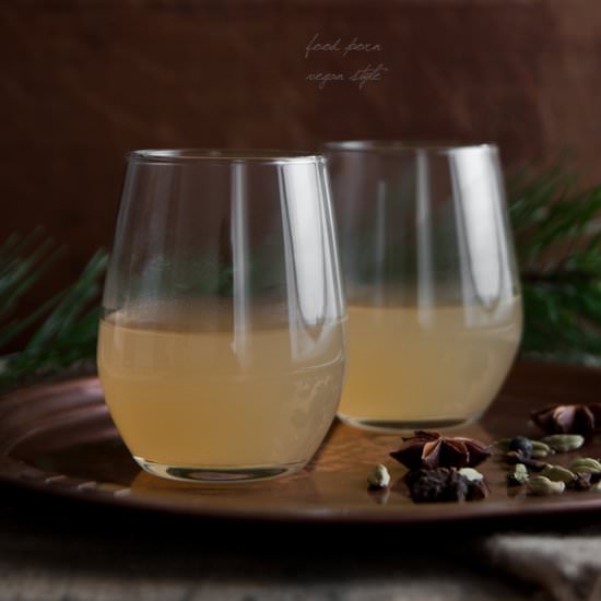 Mulled cider - Recipe photo by FoodPornVeganStyle