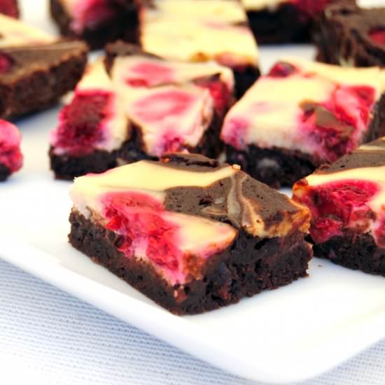 Raspberry Cheesecake Brownies - Recipe photo by chubbysoul