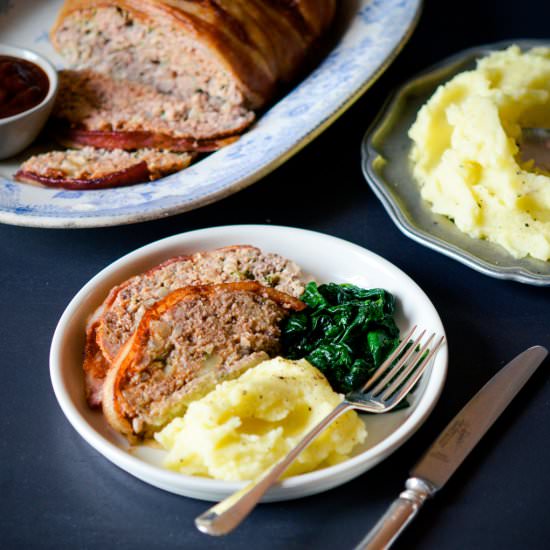 Cree's Meatloaf - Recipe photo by ManyKitchens.com