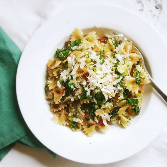 Quick Broccoli Rabe Pasta - Recipe photo by foodidies