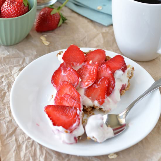 Strawberry Cheesecake Yogurt Tart - Recipe photo by bethcakes