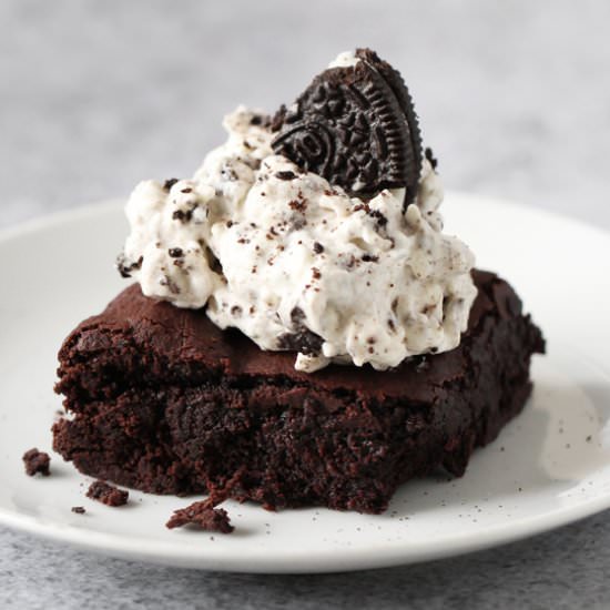 Brownies w/ Cookies & Cream Topping - Recipe photo by portandfin