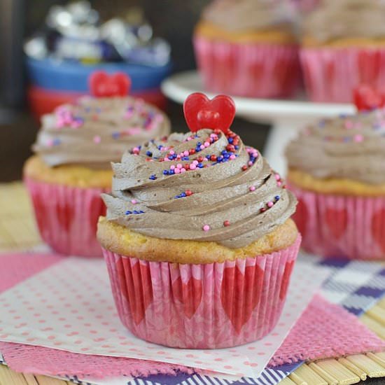 Apple Milky Way Cupcakes - Recipe photo by BruCrewLife