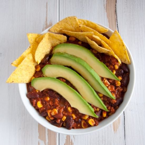 Superbowl of Chili - Recipe photo by elephantasticvegan