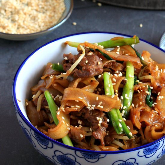 Beef Ho Fun - Recipe photo by mybarecupboard