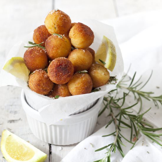 Crispy Fried Potato Balls - Recipe photo by sweetliving2